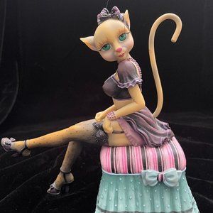 Daisy Doll Retro Alley Cat